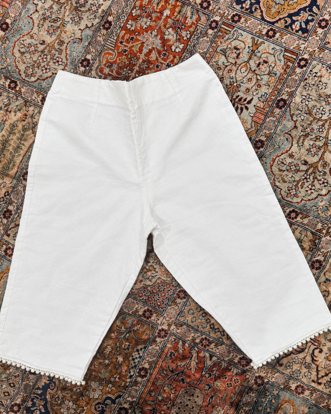 azalea capris.